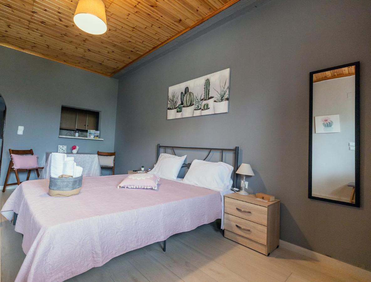 Rose Garden Apartments Mytikas  Luaran gambar