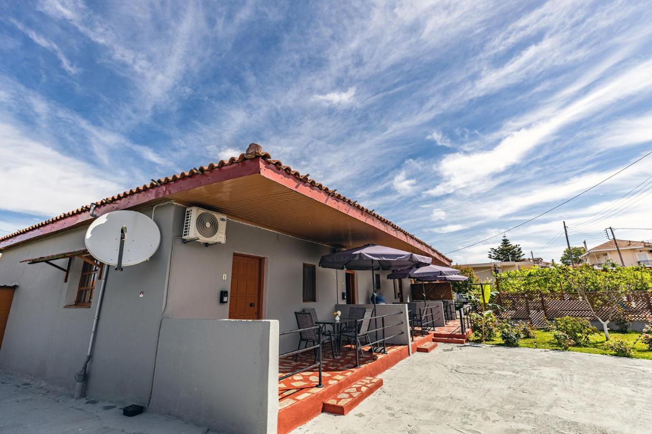 Rose Garden Apartments Mytikas  Luaran gambar