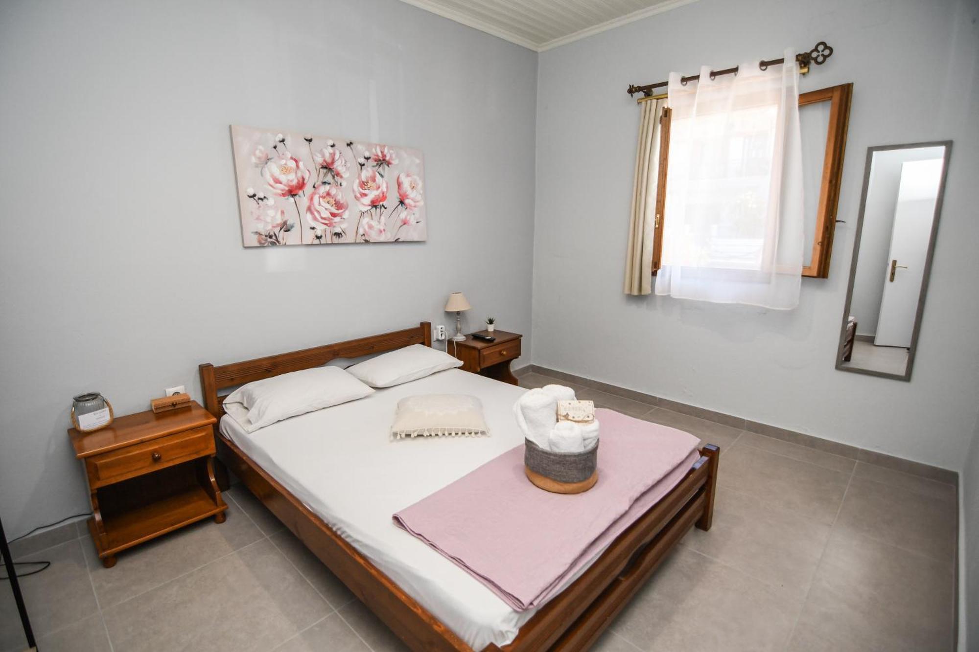 Rose Garden Apartments Mytikas  Luaran gambar